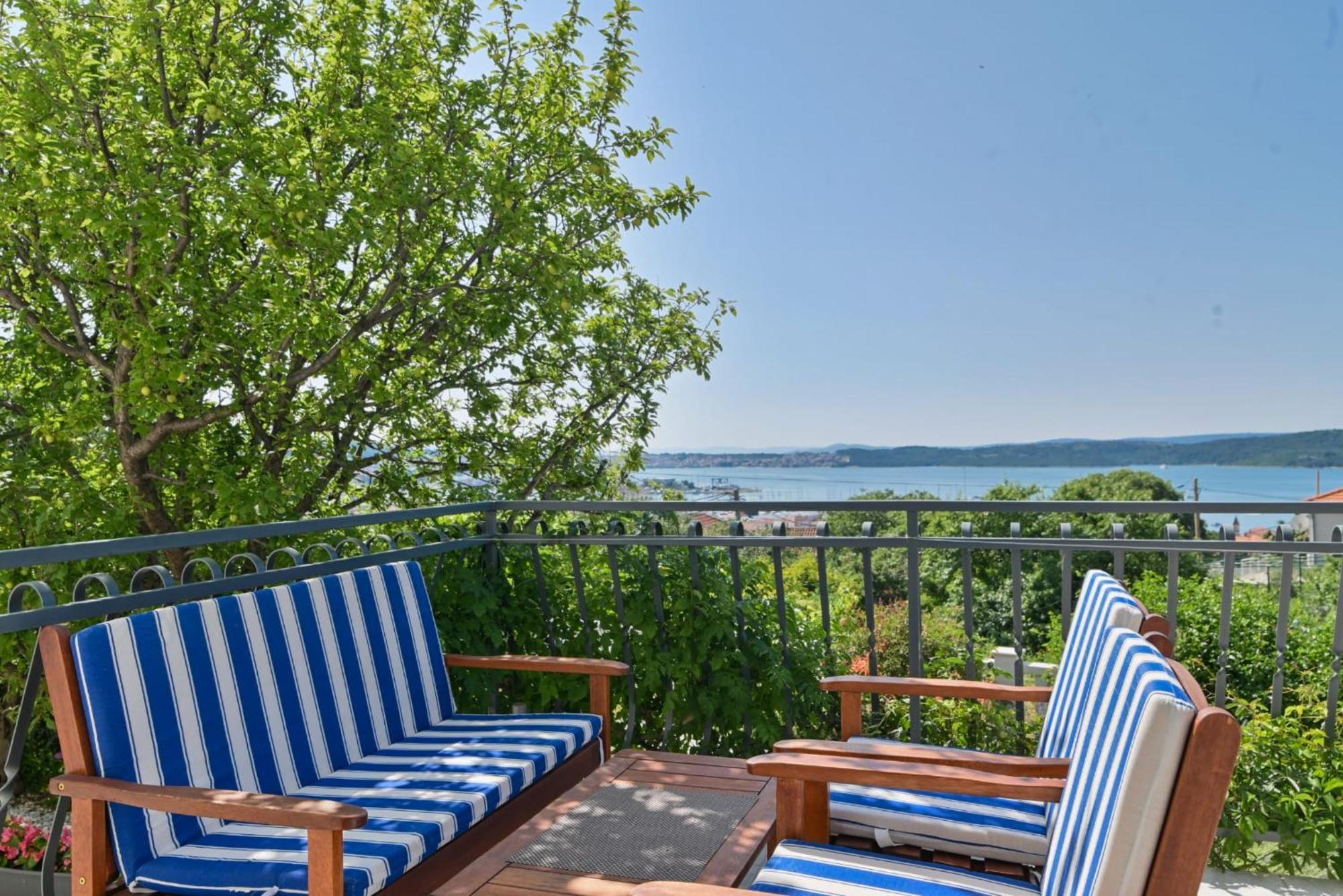Rina Vacation Home Trogir Luaran gambar