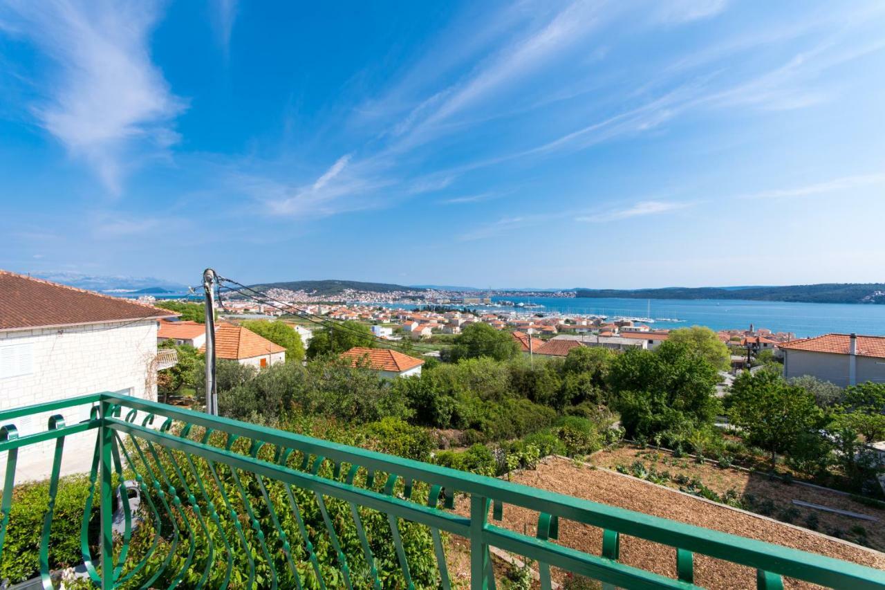 Rina Vacation Home Trogir Luaran gambar